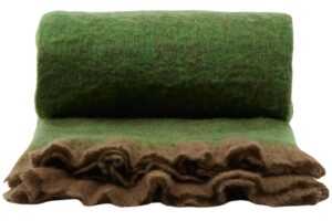 Kave Home Zelený pléd Odelna 170 x 130 cm