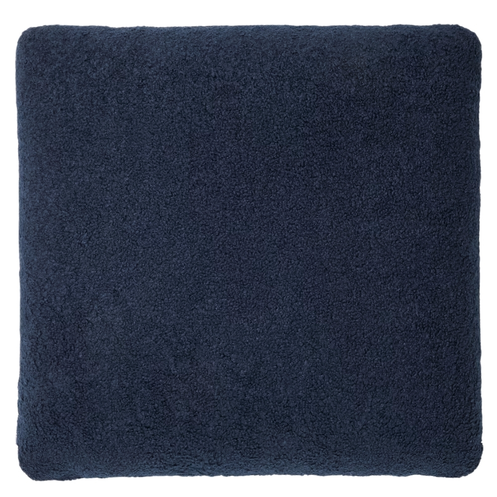 Kave Home Tmavě modrý bouclé polštář Martina 52 x 52 cm